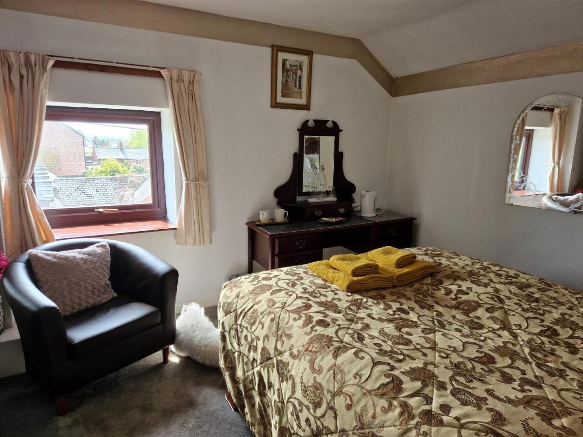Hotel Ty Llew à Llandysilio Extérieur photo